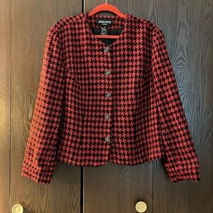Adolfo II vintage red and black wool blend houndstooth print jacket. Size 14.